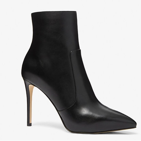 Micheal Kors | Rue Leather Boot - Picture 1 of 3